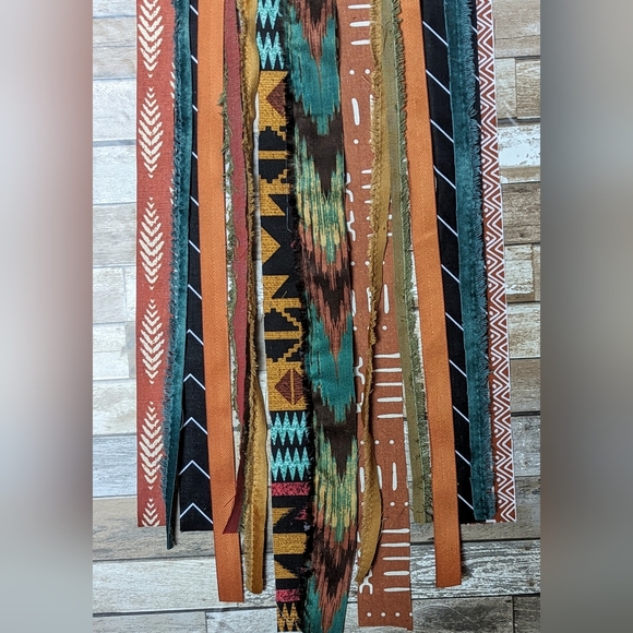 NWT Handcrafted Rustic Metal Honey Bee Wall Hanging - Picture 4 of 7